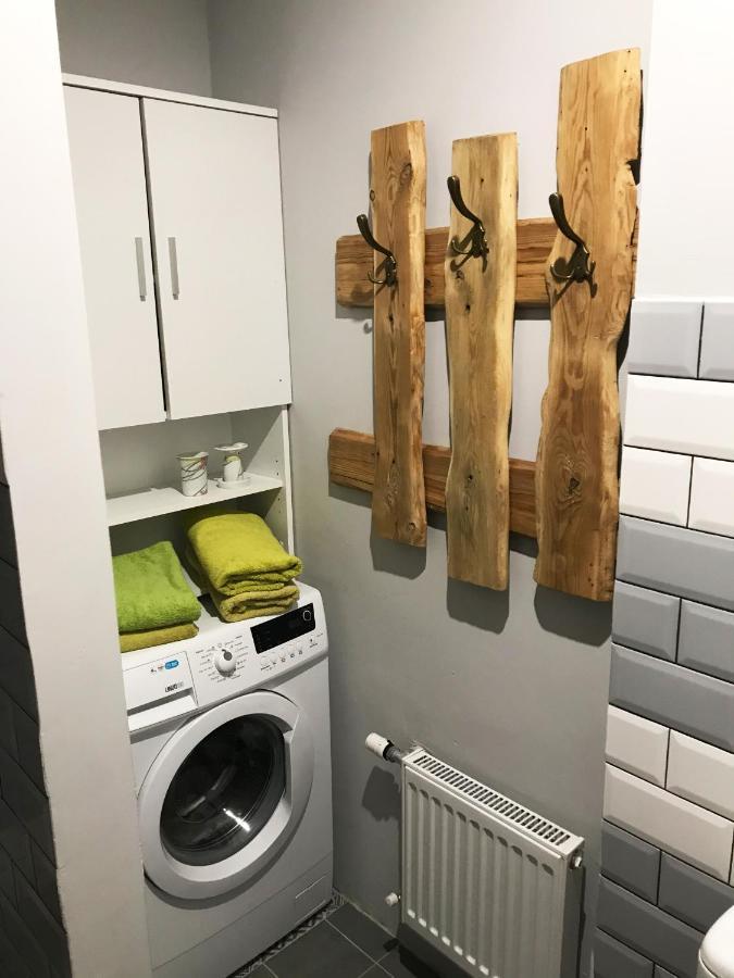 Apartamenti Starp Krastiem Liepaja Bagian luar foto